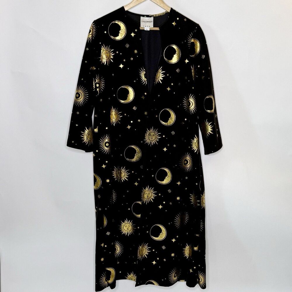 UNDERWRAPS Mystical Cloak Celestial Sun Moon Gold Metallic Black Velvet Kid's L